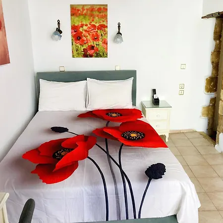 Anemones Rooms-3